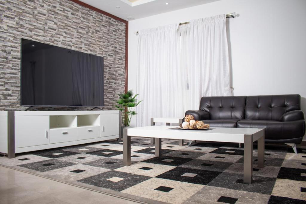 Luxury Suites Chester One Dakar Eksteriør billede